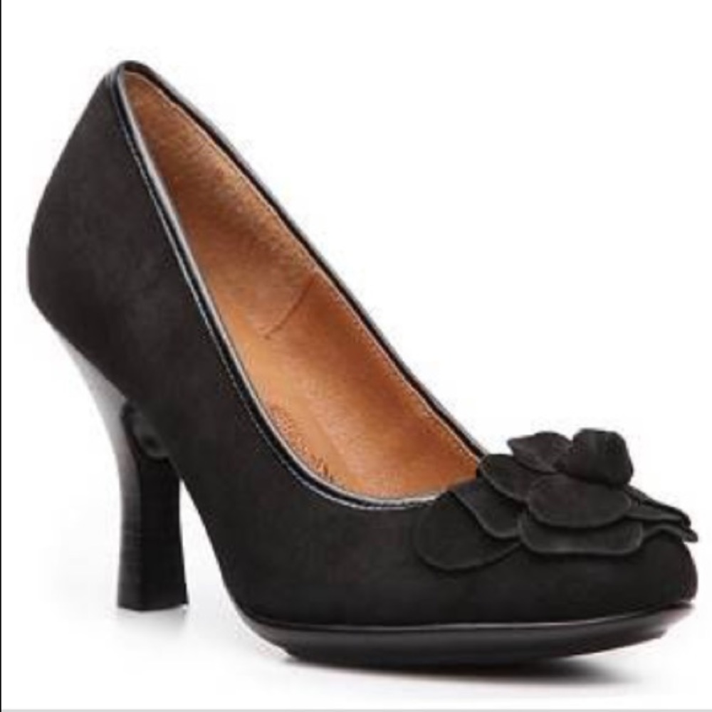 Black Suede Pumps
